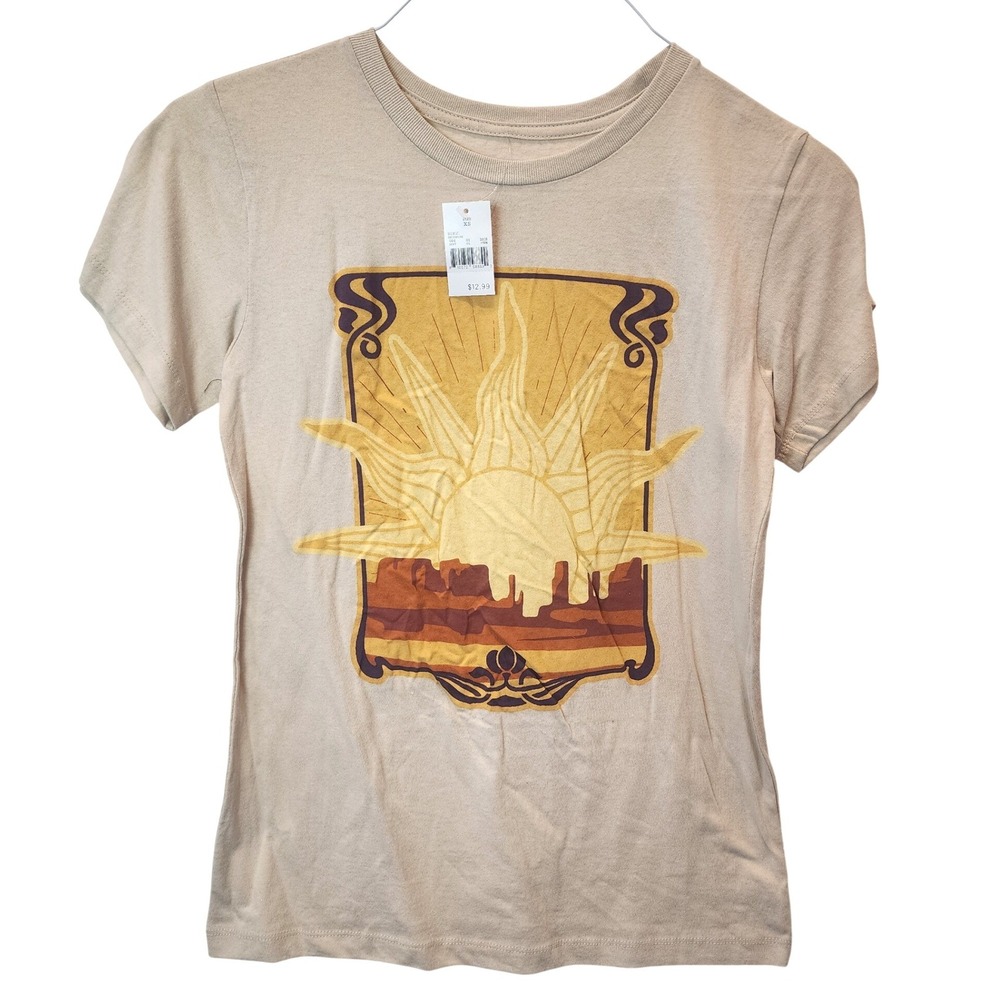 Golden Hour Womens Sun Desert‎ Graphic T-Shirt Beige Cotton Crewneck XS NWT